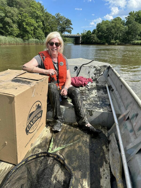Mystery in the Reeds: Kayaker's Startling Discovery Leads to Daring Rescue-4